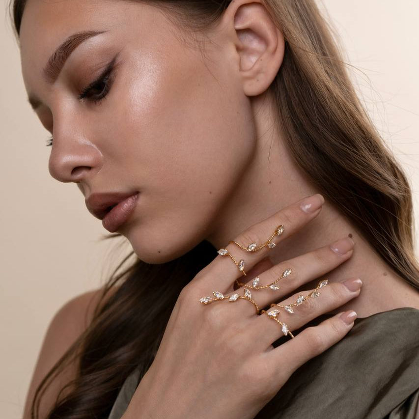 IRIDORI Moonshine Hand Jewelry