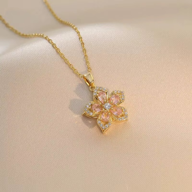IRIDORI Blossom Spin Necklace