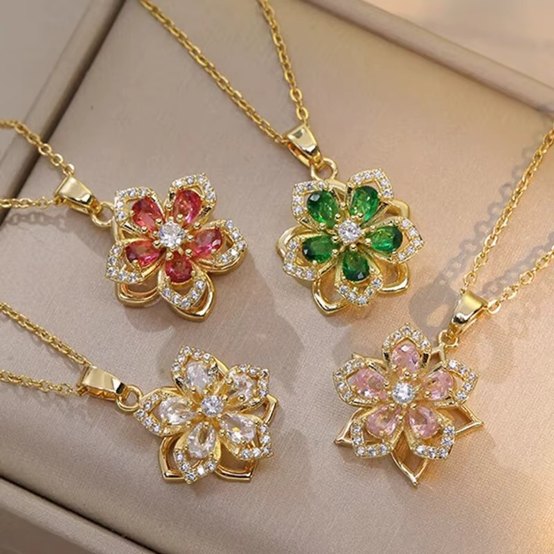 IRIDORI Blossom Spin Necklace